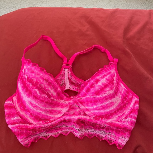 Pink racerback bra - Picture 4 of 5